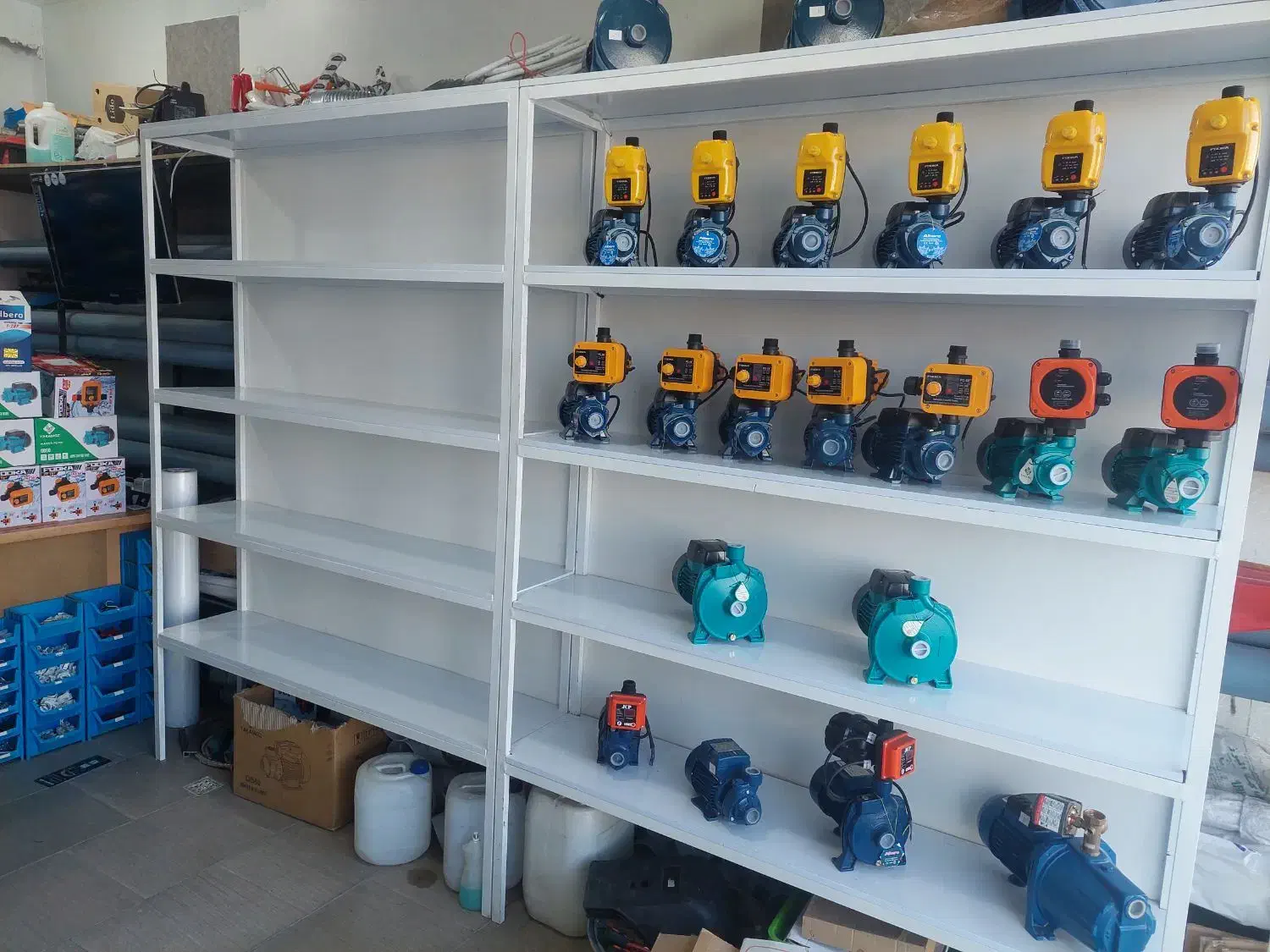 قفسه فروشگاهی ویترین دکور|فروشگاه و مغازه|همدان, |دیوار