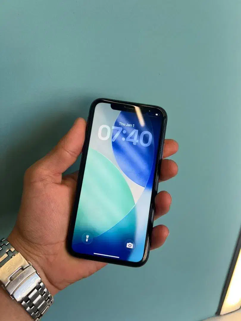 آیفون 11 نرمال|موبایل|قم, قلعه عموحسین|دیوار