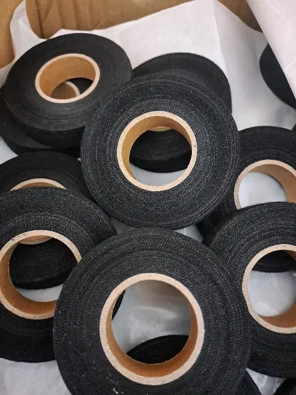 چسب پارچه ای|قطعات یدکی و لوازم جانبی|رشت, نامجو|دیوار