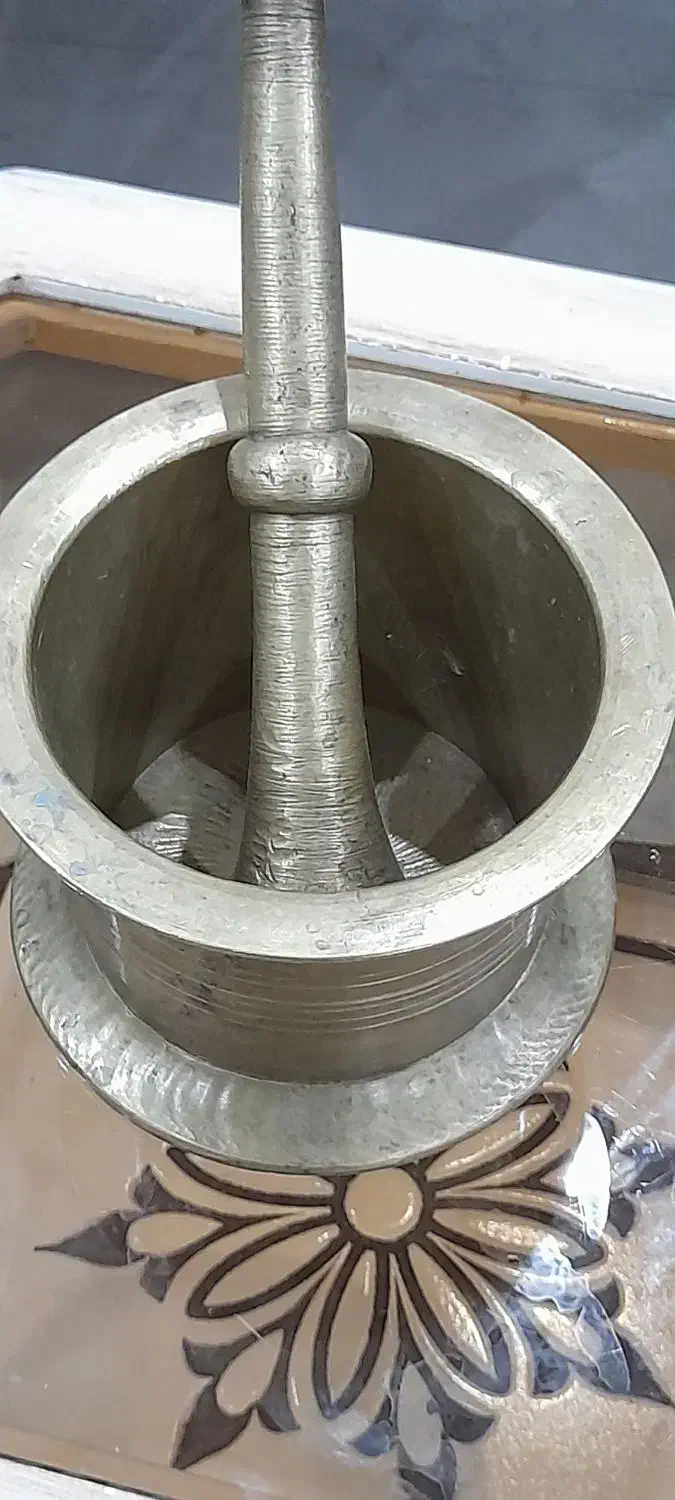 کاسه درب دارمسی برجسته قاجاری|کلکسیون اشیاء عتیقه|قم, میدان نو|دیوار