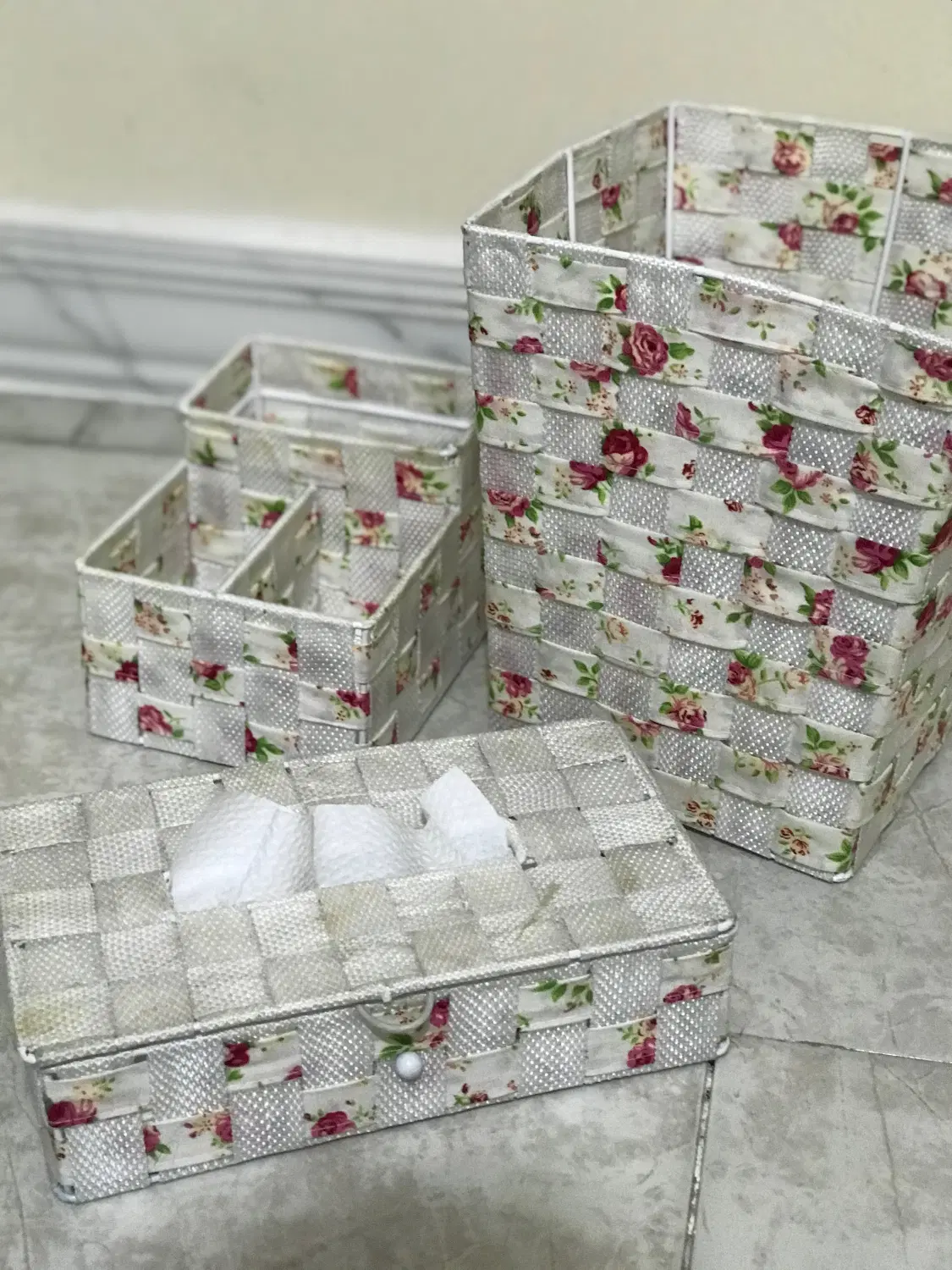 ست دستمال کاغذی و سطل اشغال استند ارایشی|صنایع دستی و سایر لوازم تزئینی|تهران, هفده شهریور|دیوار