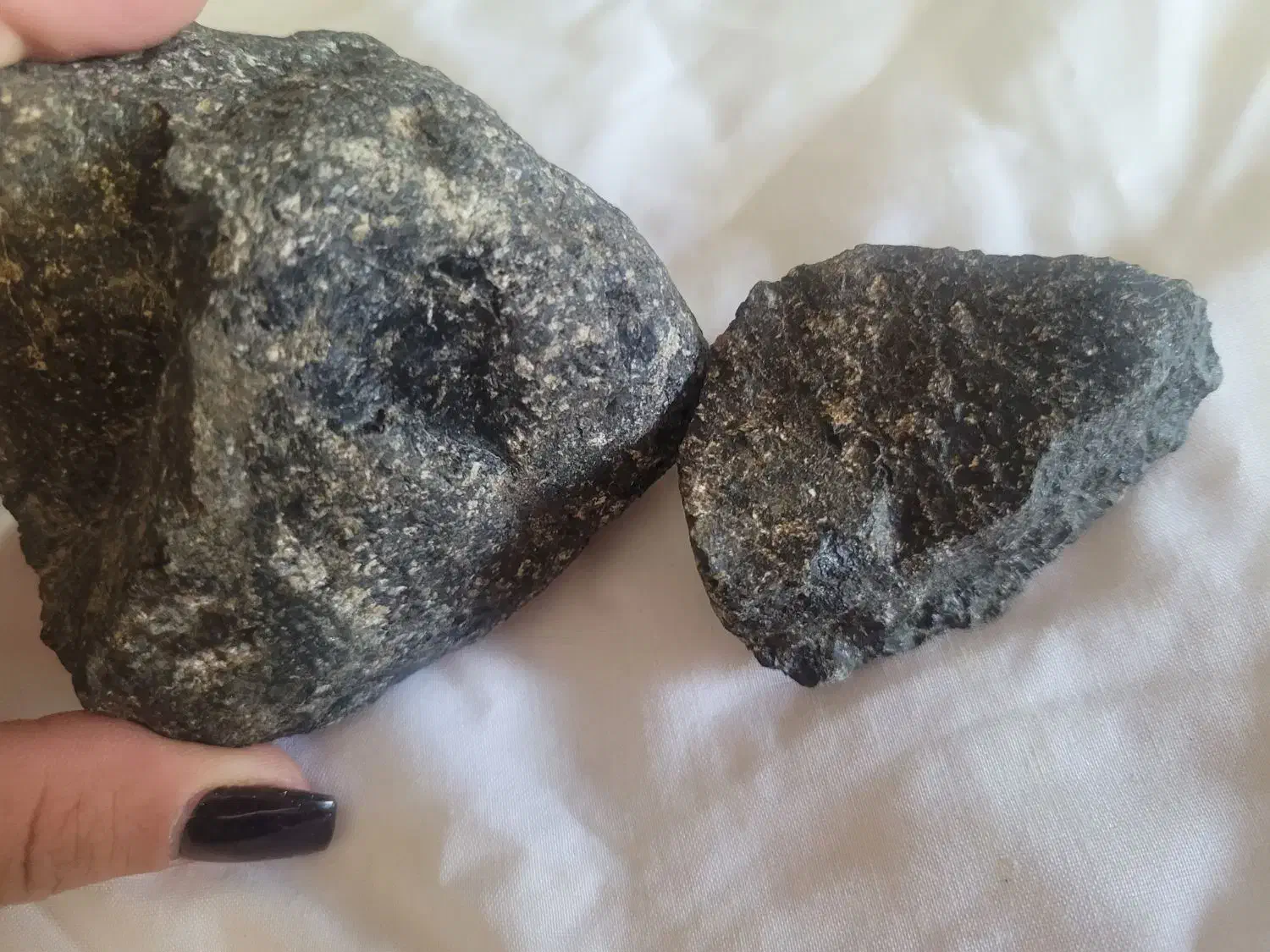 شهاب سنگ|کلکسیون اشیاء عتیقه|تهران, فلسطین (میدان انقلاب)|دیوار