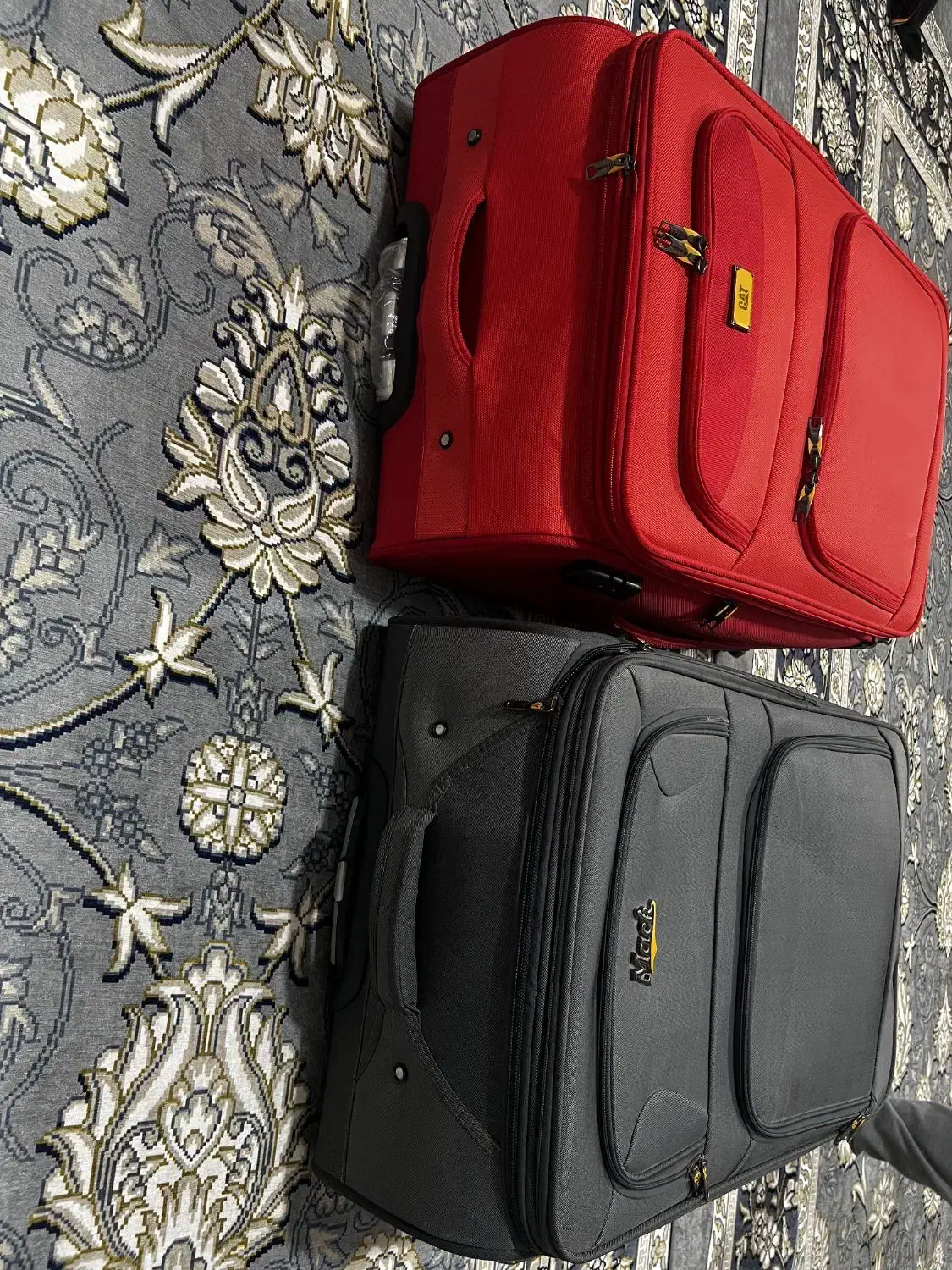 چمدان بزرگ|کیف، کفش، کمربند|ابهر, |دیوار