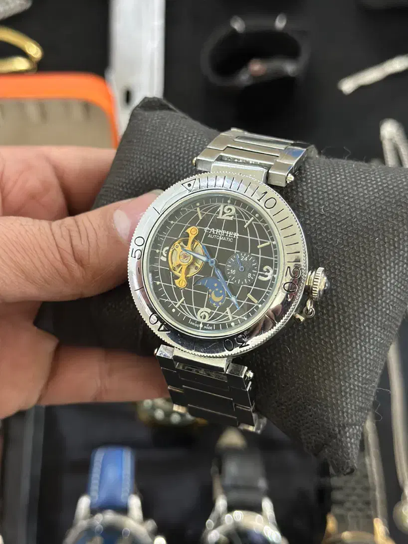 تعدادی ساعت اصلی|ساعت|کرج, چمران|دیوار