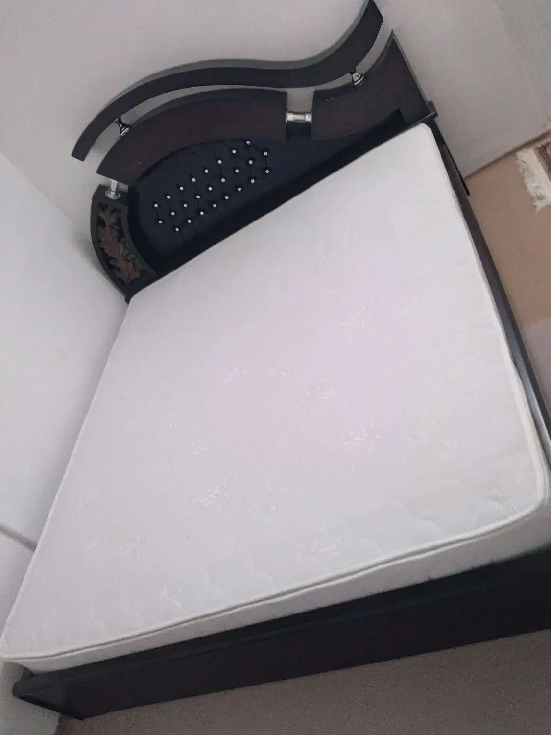 تخت خواب دونفره|تخت و سرویس خواب|قوچان, |دیوار