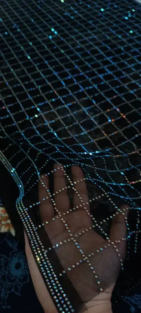 نگین کوبی|لباس|لار, |دیوار