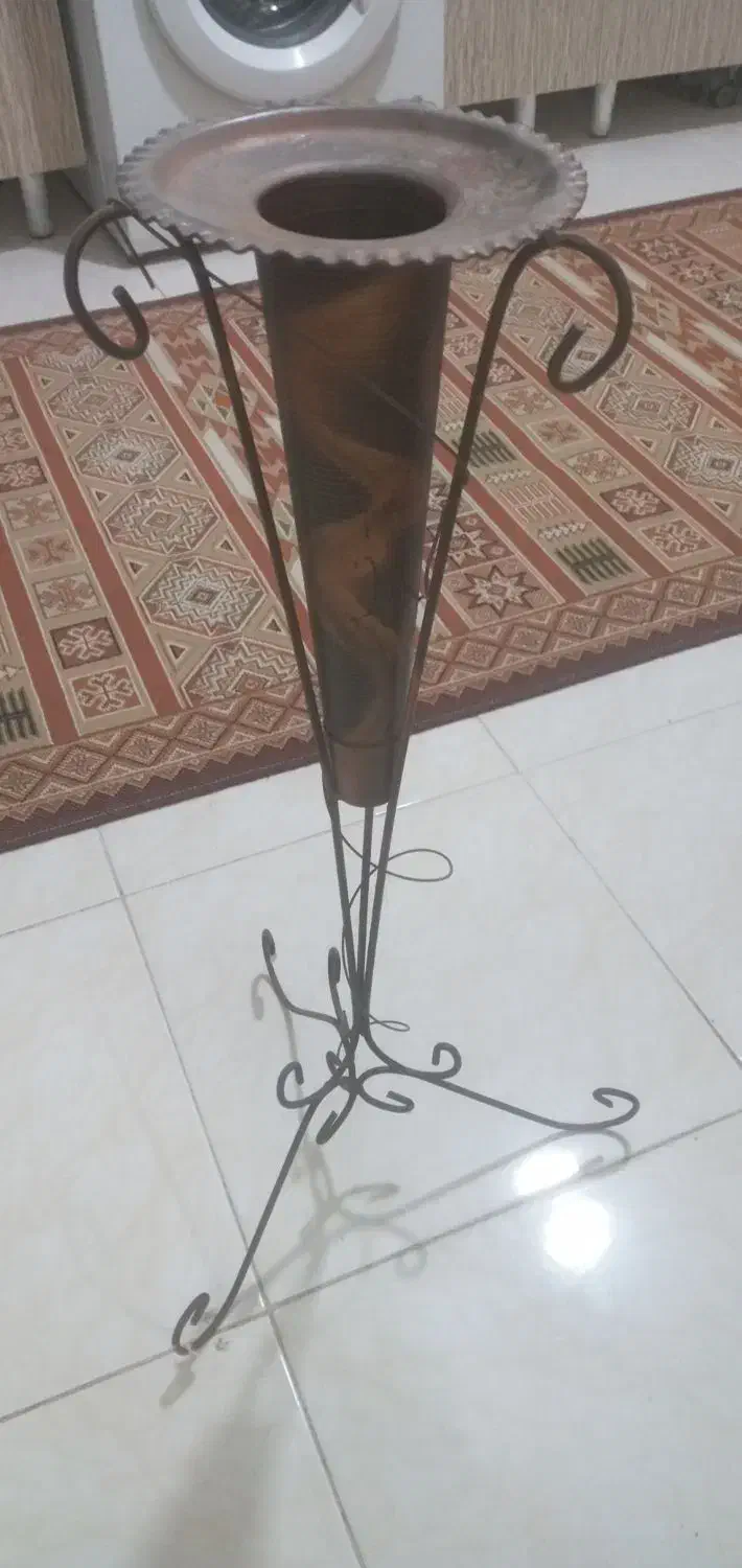 پایه گلدان|گل مصنوعی|سمنان, |دیوار