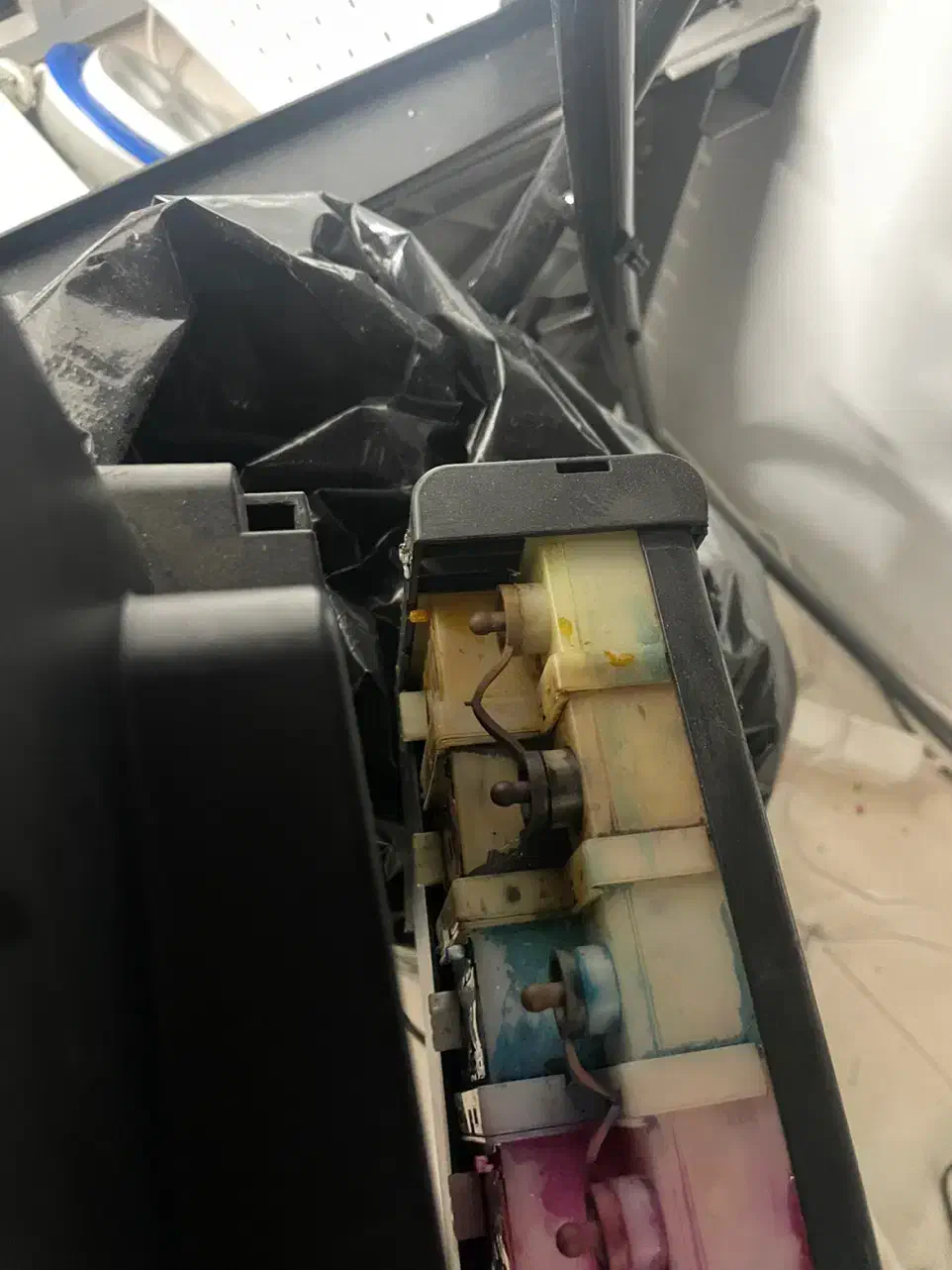 پرینتر l1800 سالم|پرینتر، اسکنر، کپی، فکس|اسلام‌شهر, شهرک واوان|دیوار