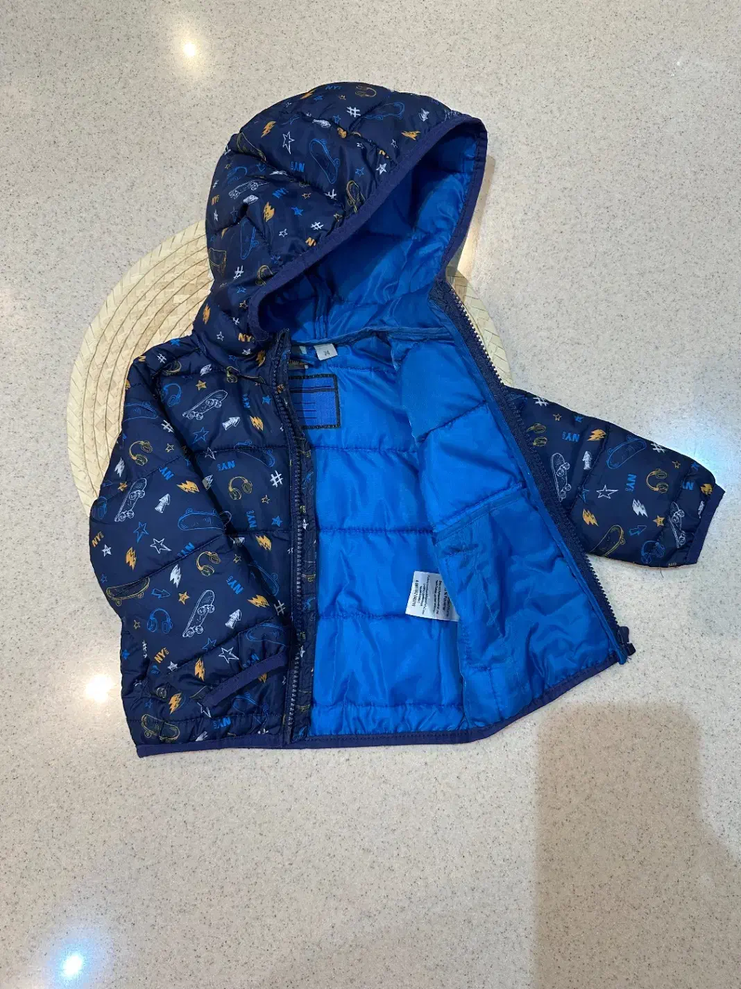 کاپشن کودک سایز یکسال|کفش و لباس بچه|بابل, |دیوار