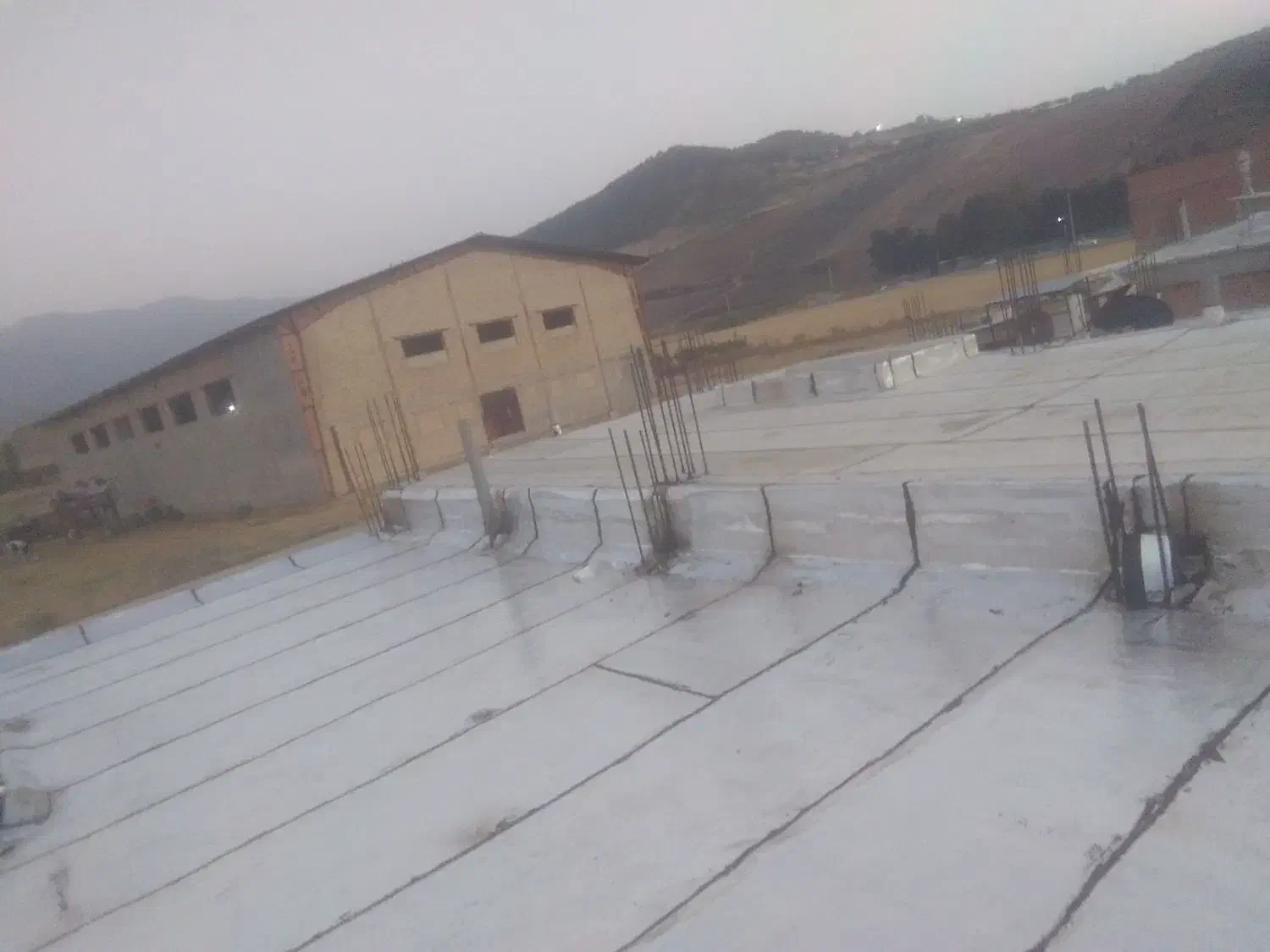 نصب ایزوگام بابهترین کیفیت نصب فروش هم دارم|خدمات پیشه و مهارت|آزادشهر, |دیوار