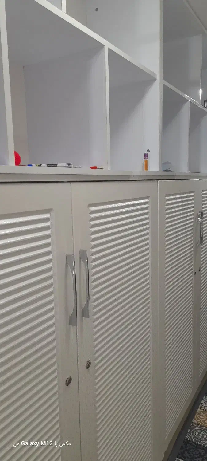 فروش کمد و کتابخانه|کتابخانه، شلف، قفسه‌های دیواری|قم, پردیسان|دیوار