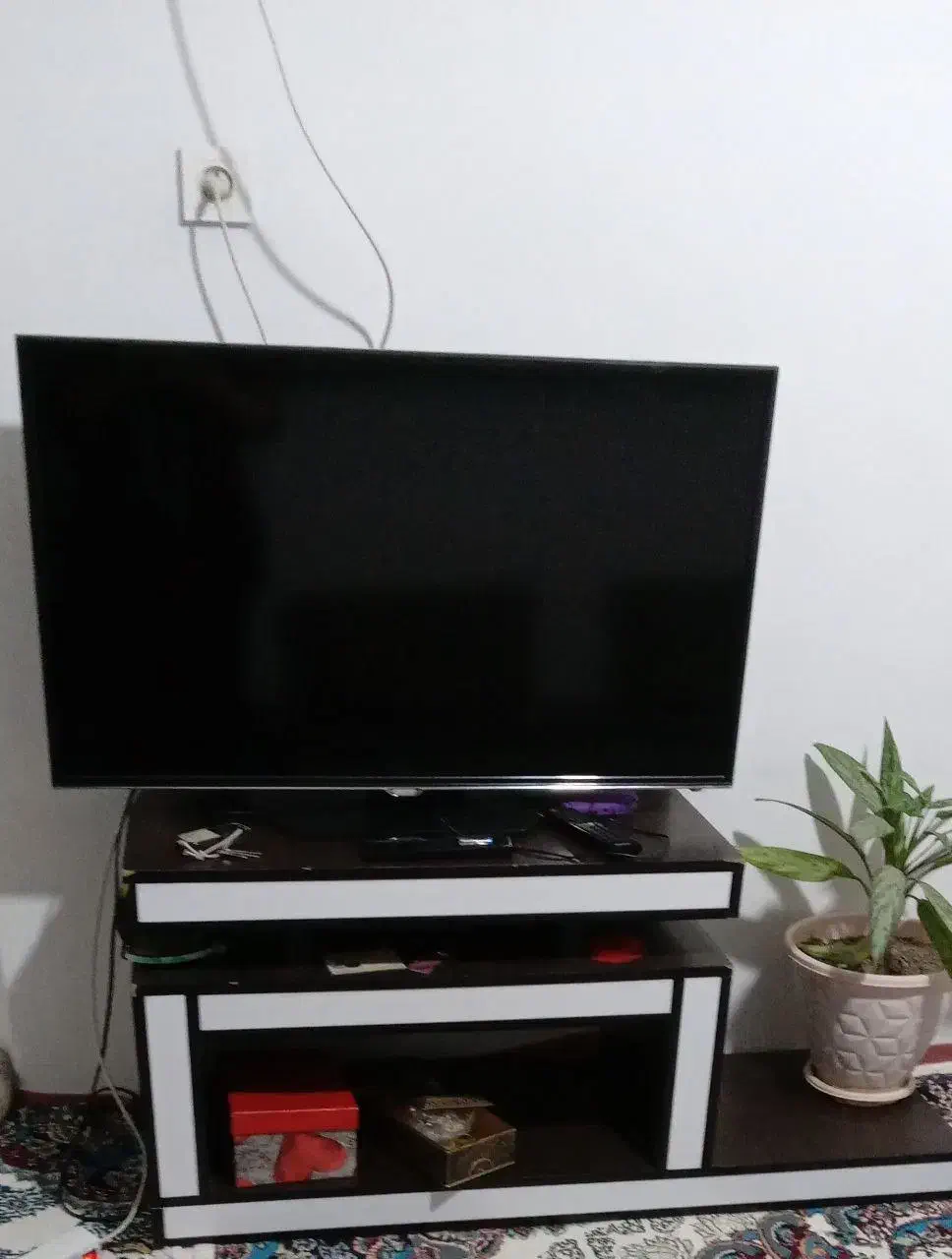 تلویزیون|سایر لوازم برقی|سنندج, |دیوار