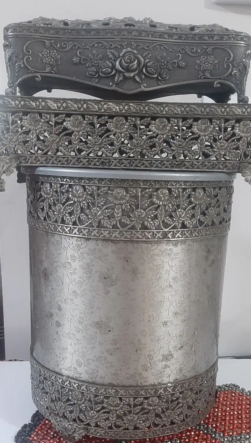 سطل زباله جا دستمال وکارد|لوازم سرویس بهداشتی|فومن, |دیوار