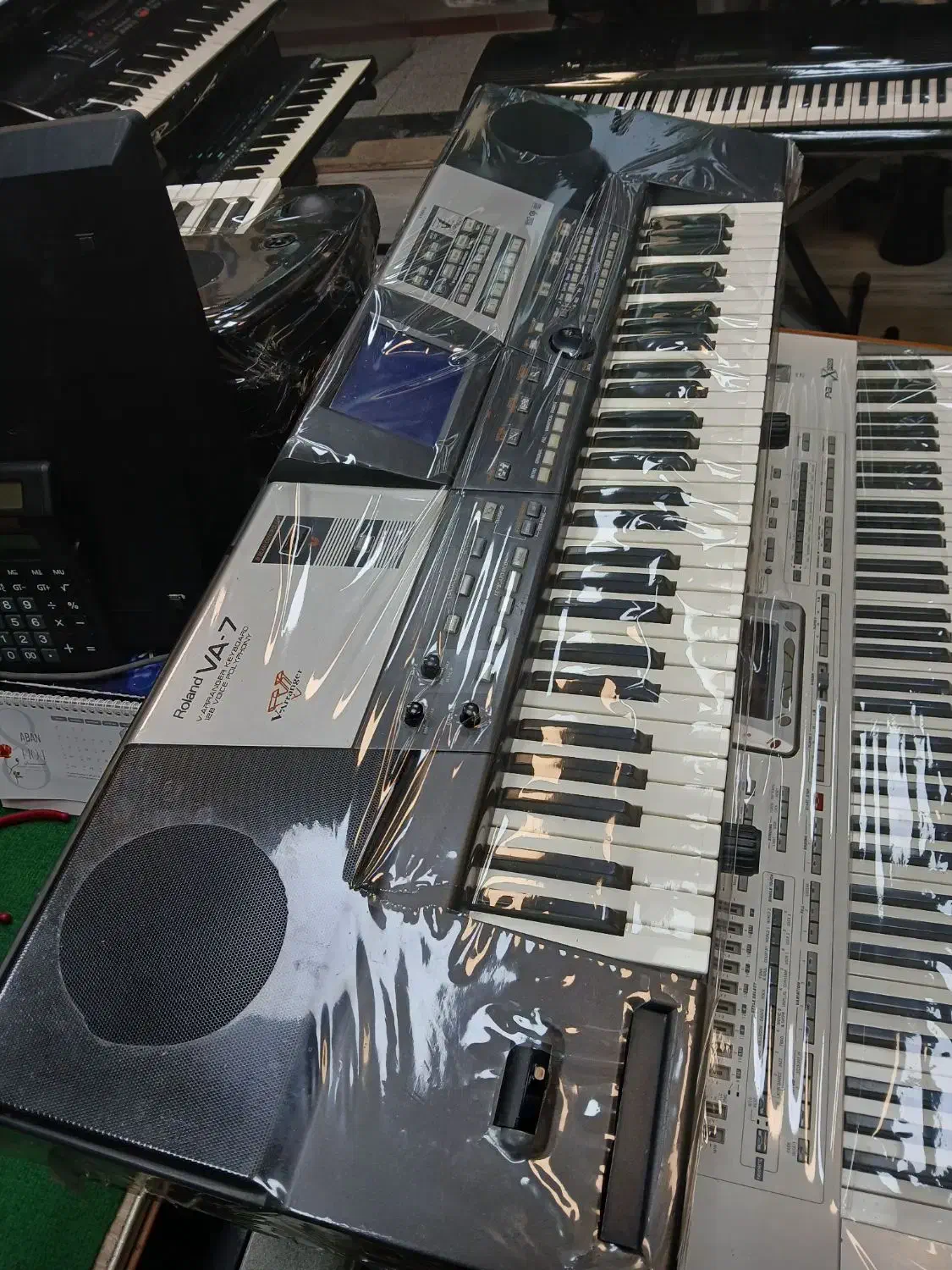 ارگ رولند VA7|پیانو، کیبورد، آکاردئون|تبریز, |دیوار