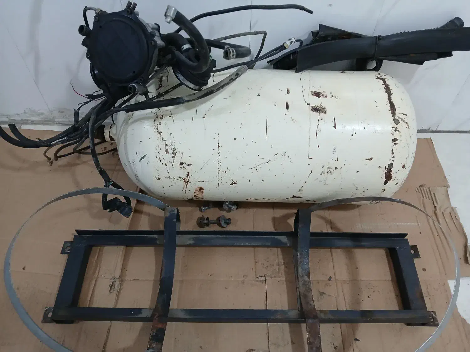 کپسول CNG باتمام لوازم|قطعات یدکی و لوازم جانبی|تالش, هشتپر|دیوار