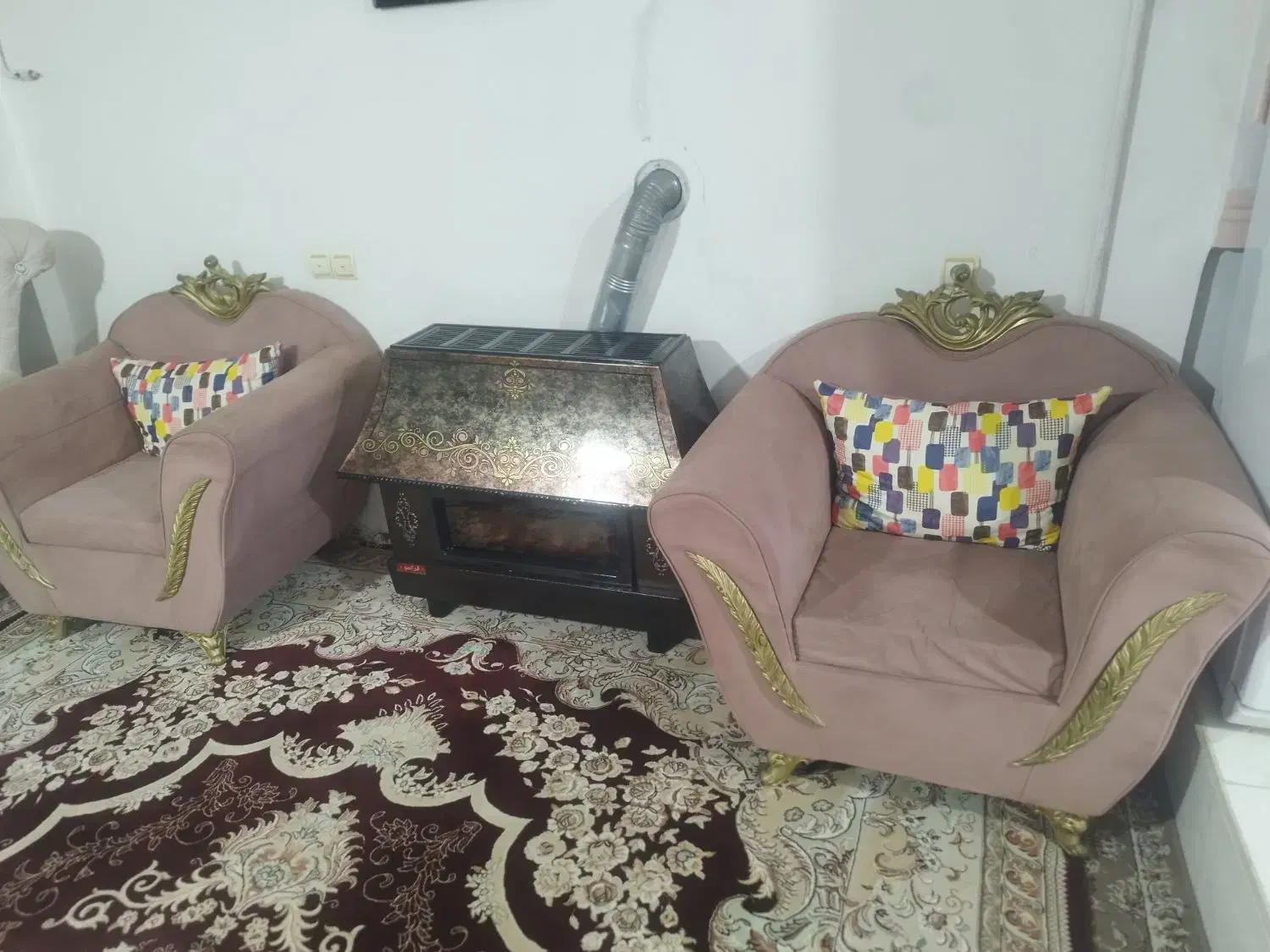 ی دست مبل راحتی|مبلمان خانگی و میز عسلی|خرم‌آباد, |دیوار