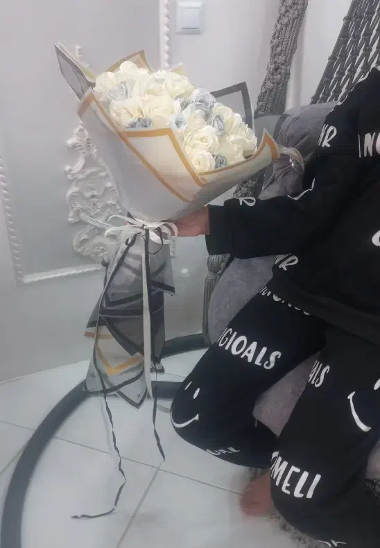 دسته گل|گل مصنوعی|گلبهار, شهر جدید گلبهار|دیوار