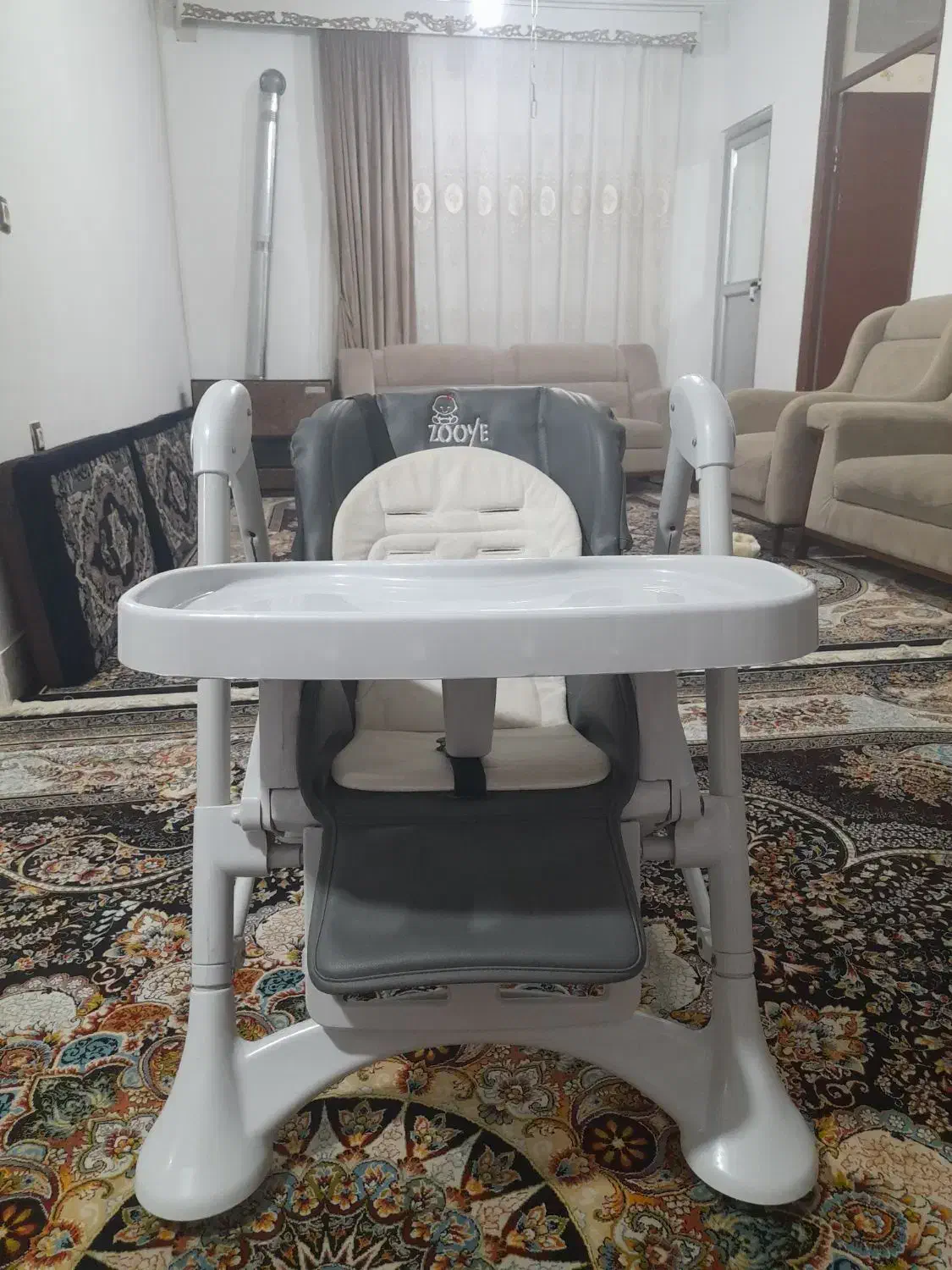 صندلی غذای کودک دست دوم تمیز|تخت و صندلی بچه|قائم‌شهر, |دیوار