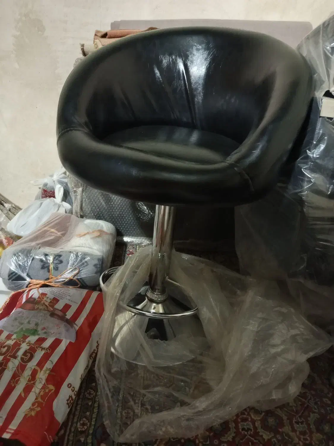 وسایل آرایشگاه|آرایشگاه و سالنهای زیبایی|اهر, |دیوار