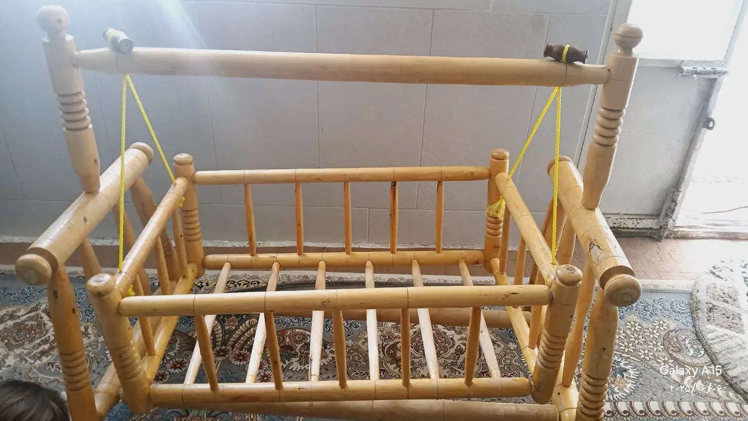 گهواره چوبی ضد کولیک|اسباب و اثاث بچه|نیشابور, خط کاشمر|دیوار