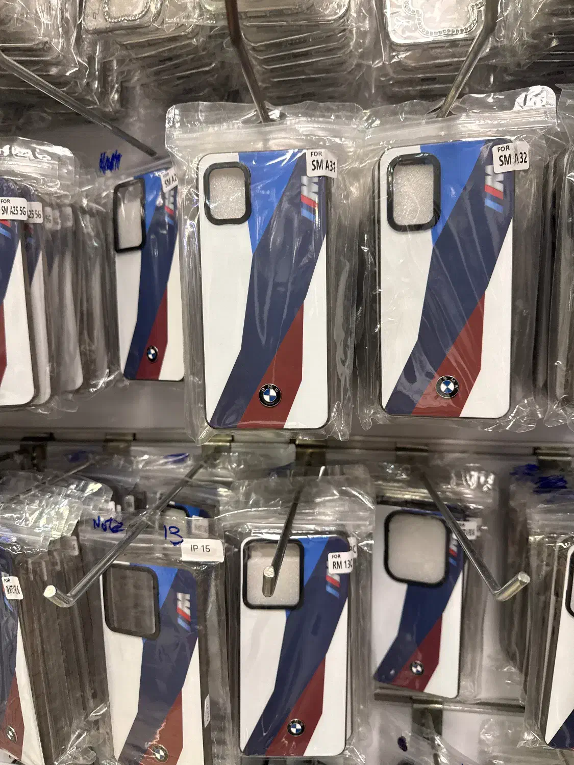 مدیریت سفارشات ، عکاسی و موجودی قاب موبایل|استخدام بازاریابی و فروش|تهران, شیخ هادی|دیوار