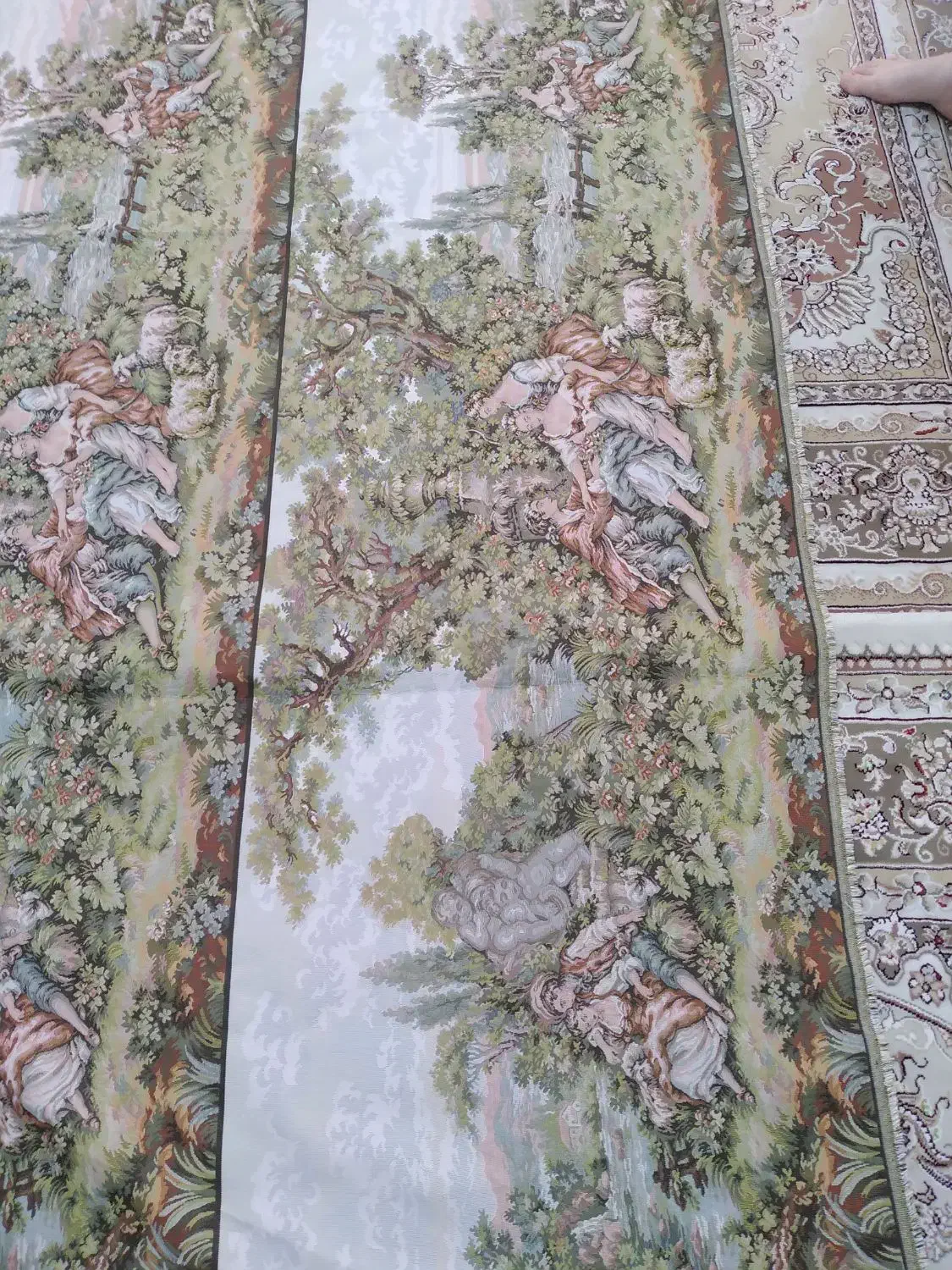 پارچه مبلی فرانسه اصل مدل کوپلنی طرح فرشته.سلطنتی|مبلمان خانگی و میز عسلی|تهران, کیانشهر|دیوار