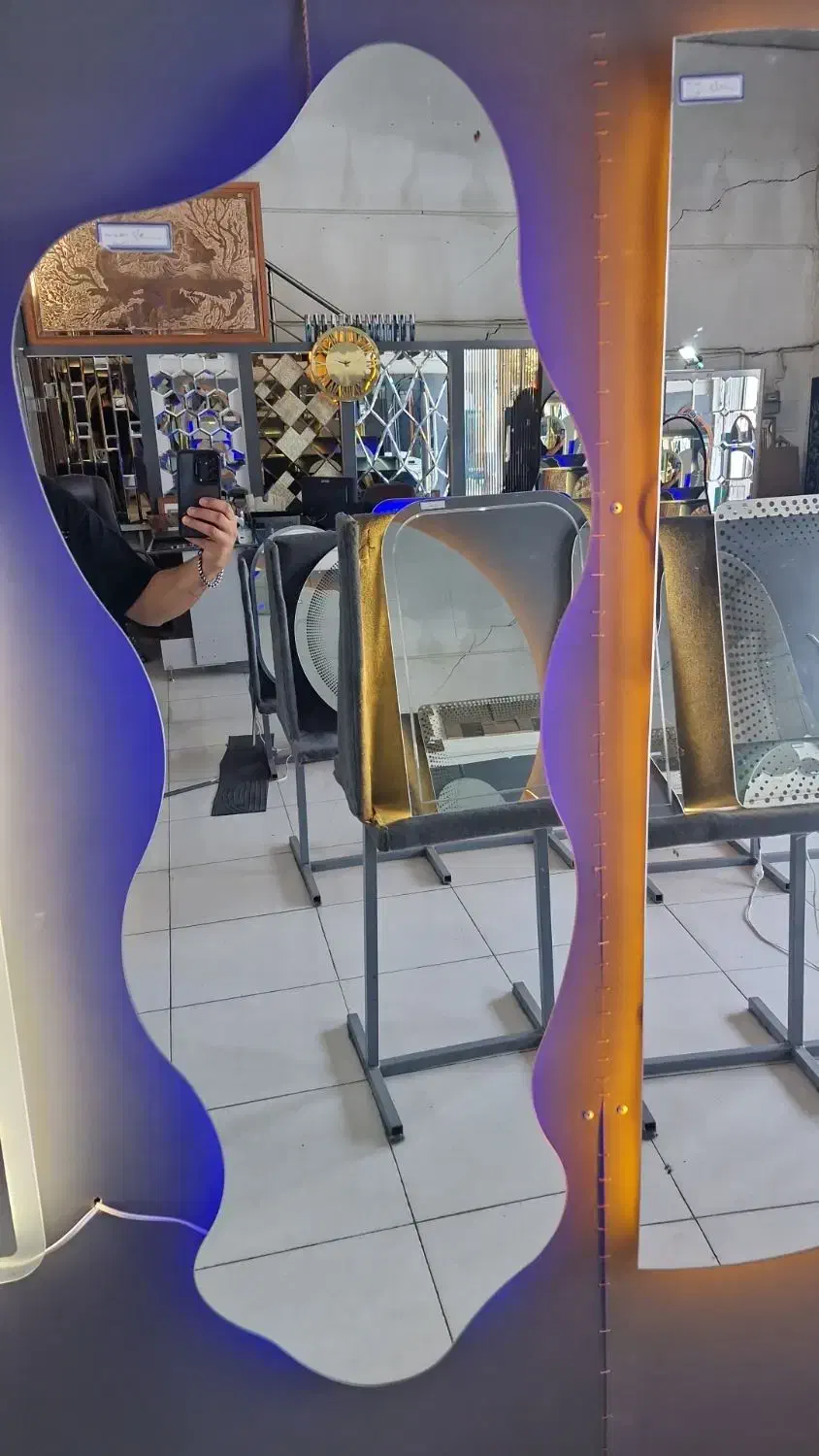 آینه|آینه|چهاردانگه (تهران), |دیوار