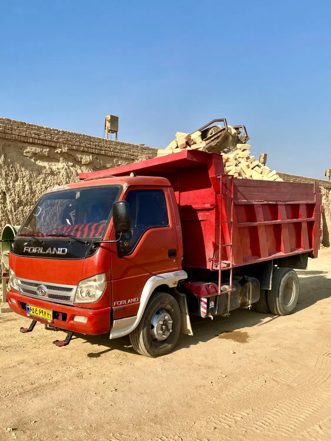 نخاله ساختمانی و غیره و فروش مصالح به قیمت کارخانه|خدمات حمل و نقل|ورامین, شهرک فاطمیه|دیوار