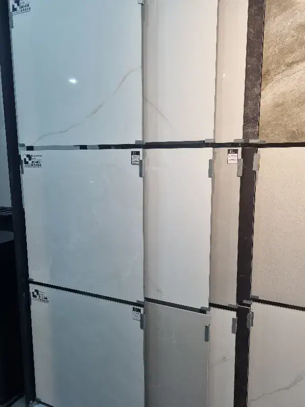 افتتاح نمایشگاه دائمی کاشی و سرامیک روماکودرسرخرود|مصالح و تجهیزات ساختمان|سرخرود, |دیوار