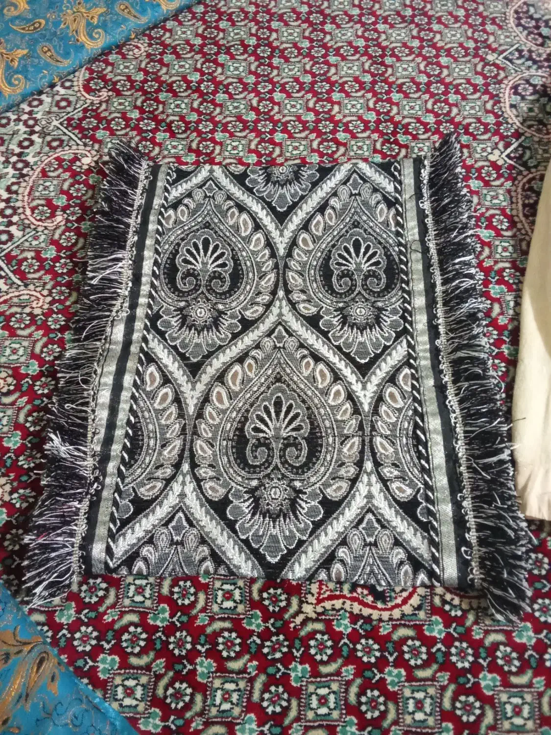 فروش رو بالشتی|رختخواب، بالش، پتو|یاسوج, |دیوار