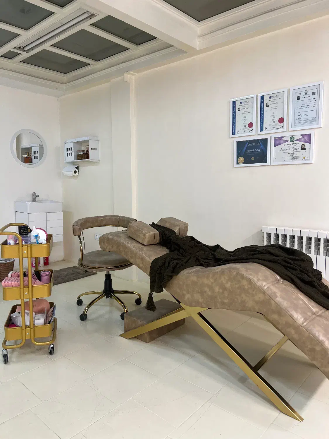 اکستنشن مژه|خدمات آرایشگری و زیبایی|تهران, ایوانک|دیوار