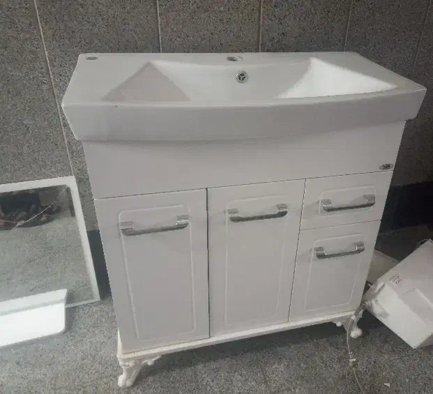 روشویی باکمد درحد نو|لوازم سرویس بهداشتی|اصفهان, کوی شهید کشوری|دیوار