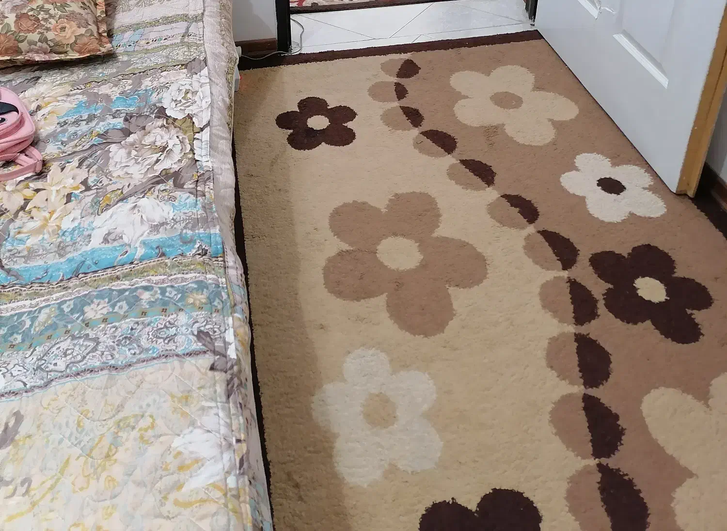 قالیچه|فرش|مشهد, سیس‌آباد|دیوار