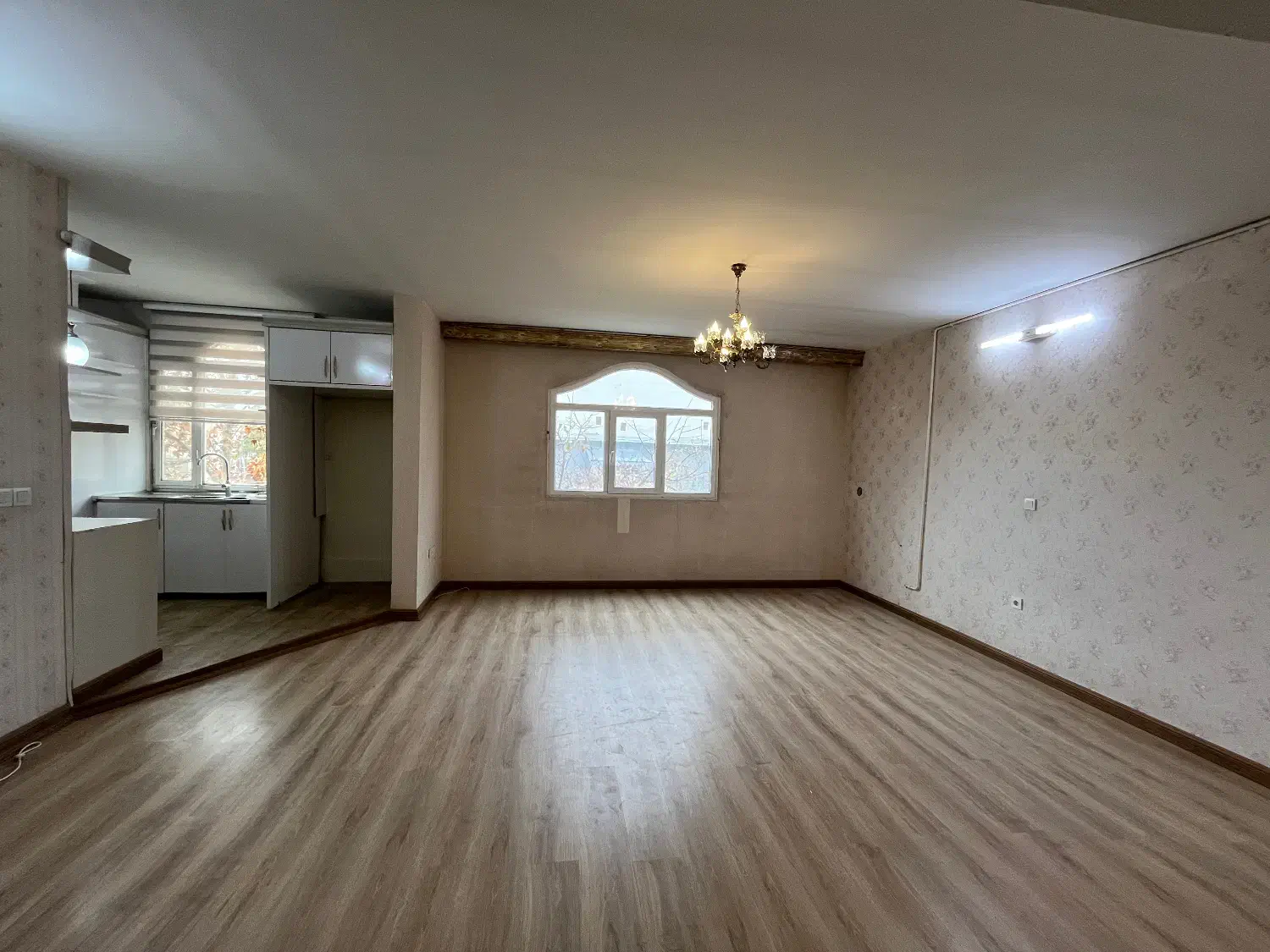 آپارتمان ۹۰ متری /دونبش/ قبل معلم|اجارهٔ آپارتمان|مشهد, دانشجو|دیوار