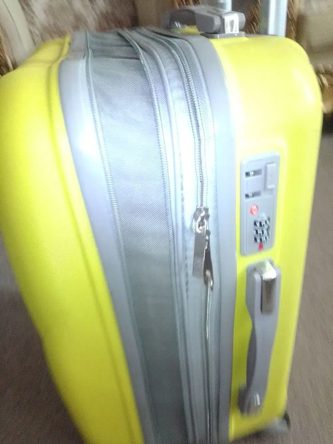 چمدان|کیف، کفش، کمربند|چهاردانگه (تهران), |دیوار