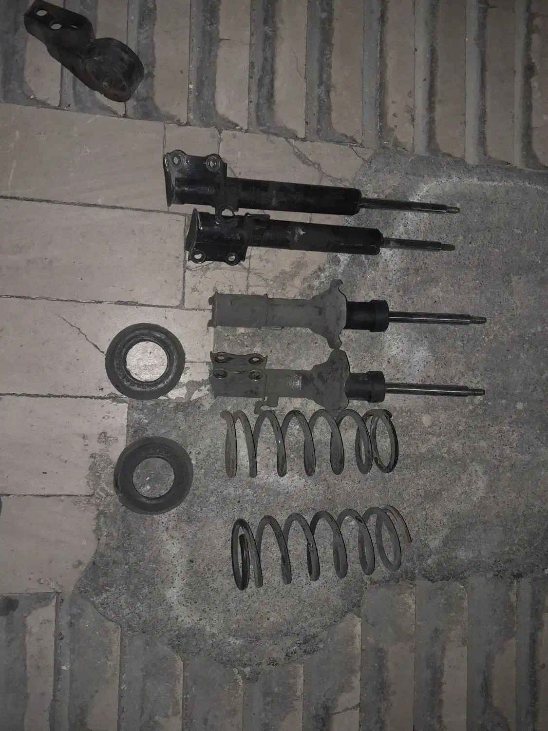 کمک پراید پوسته کوتاه رادیاتور پراید.|قطعات یدکی و لوازم جانبی|ری, شهید غیوری (ابن باویه)|دیوار