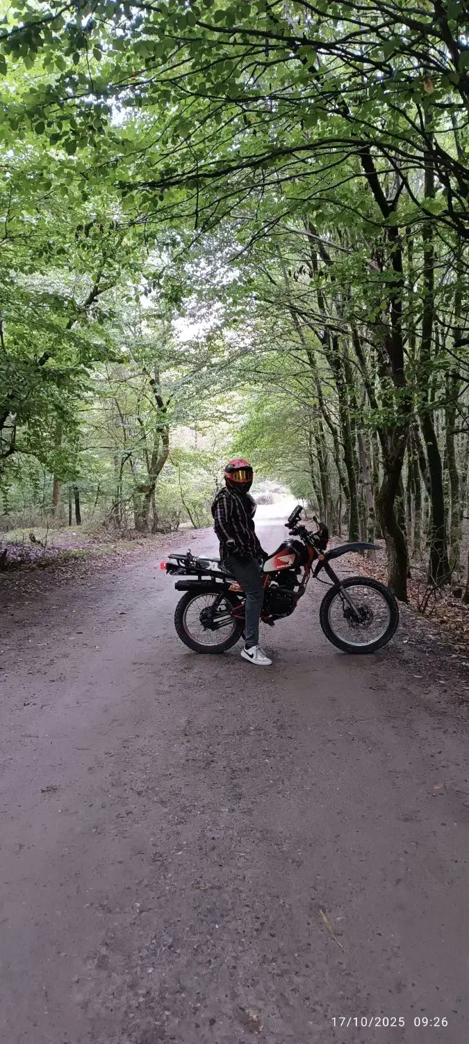 تریل XL پیشرو مدارک کامل|موتورسیکلت|آمل, |دیوار