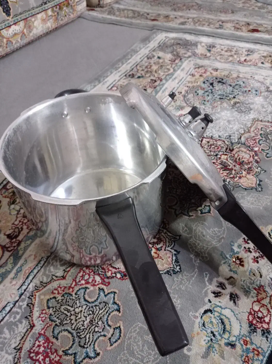 زود پز کاملا سالم|ظروف پخت‌وپز|قم, جاده معدن|دیوار