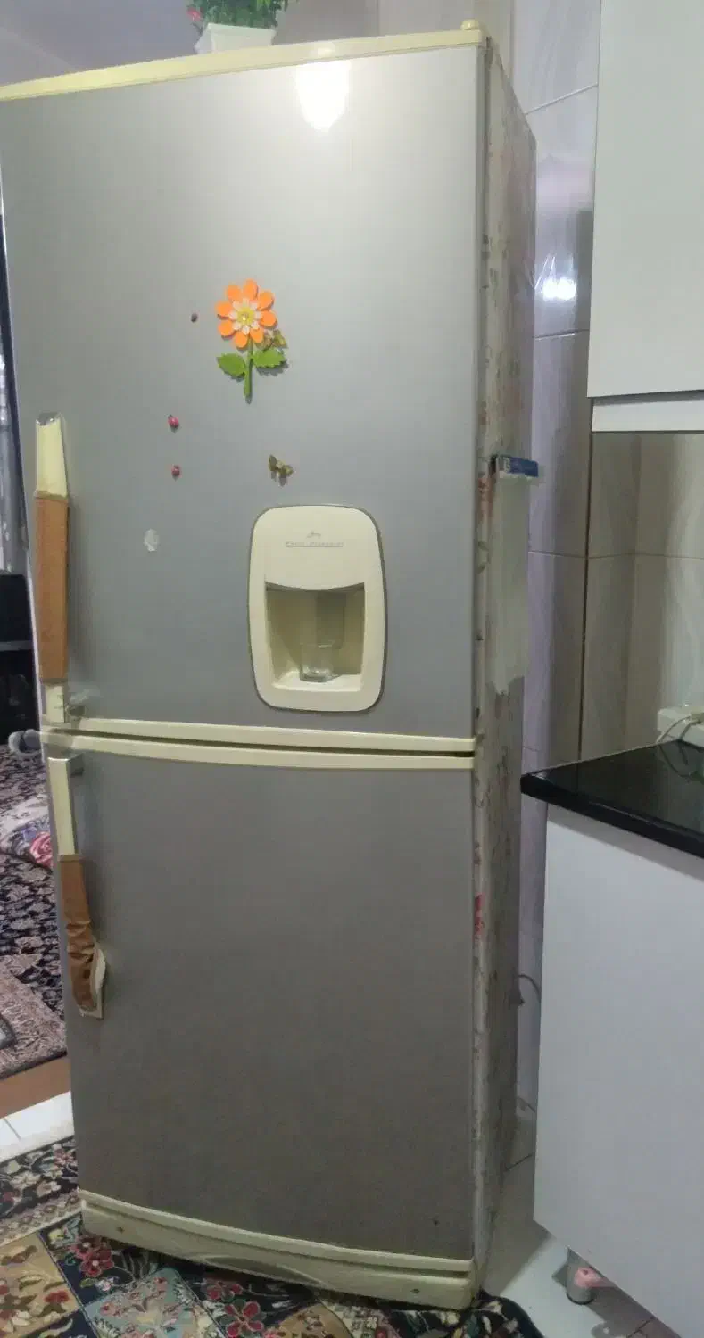 یخچال|یخچال و فریزر|اشتهارد, |دیوار