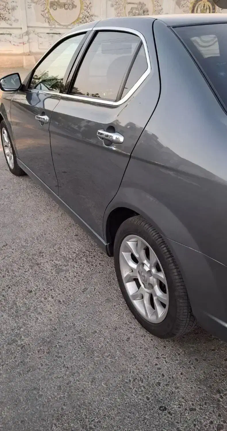 دنا پلاس ۶ دنده توربو مدل ۴۰۲|خودرو سواری و وانت|مشهد, الهیه|دیوار