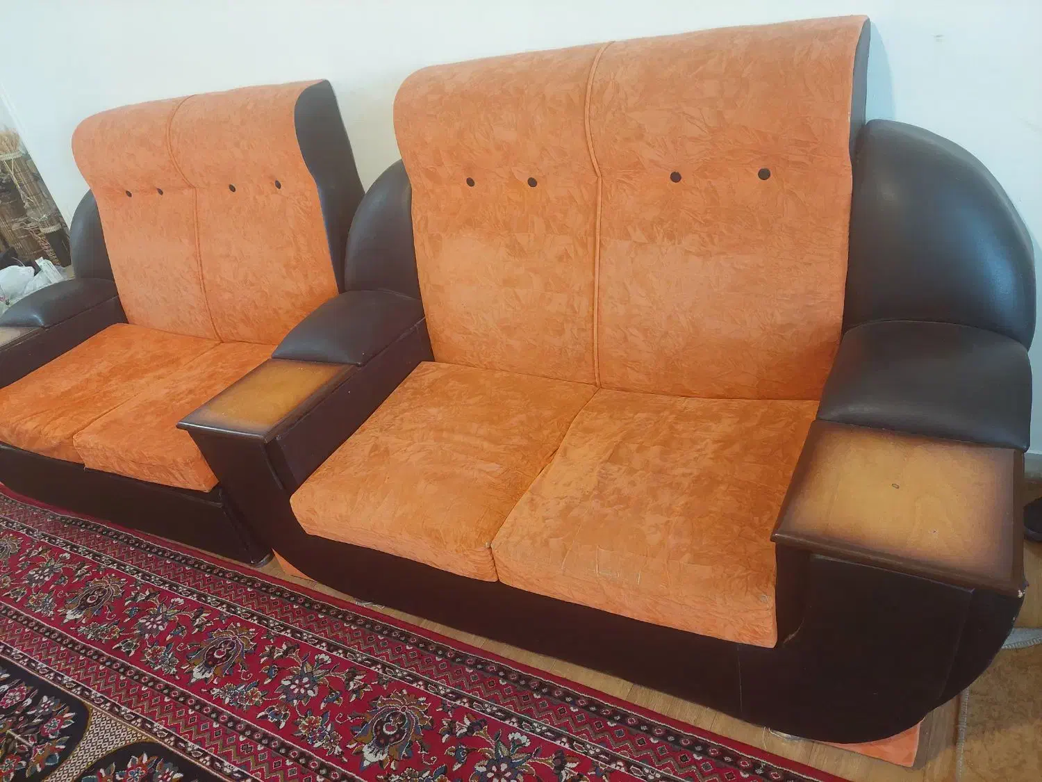 مبل هفت نفره کاملا سالم|مبلمان خانگی و میز عسلی|شیراز, وصال|دیوار