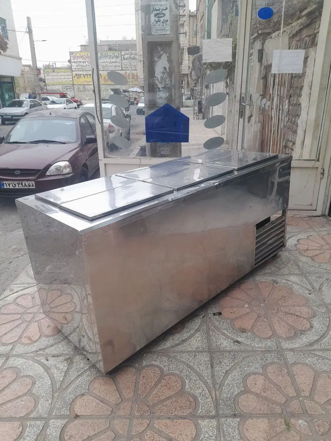 فریزر صندوقی ۶درب ۲ متری درحدنونو|فروشگاه و مغازه|نسیمشهر, |دیوار