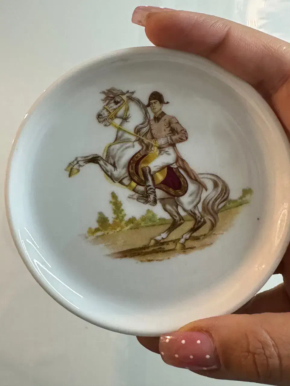 تعدادی ظرف آنتیک|ظروف سرو و پذیرایی|تهران, قنات‌کوثر|دیوار