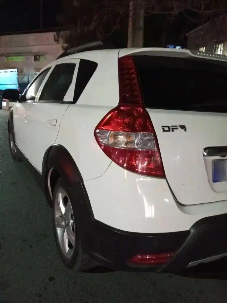 اچ سی کراس ۹۷، بدون خط و خش، اتومات|خودرو سواری و وانت|گنبد کاووس, |دیوار