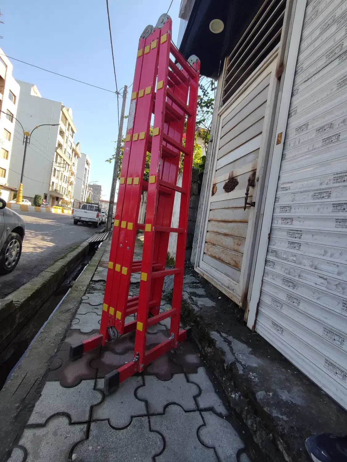 نردبان ۲۸ پله آلیان صنعت|ابزارآلات|سلمان‌شهر, |دیوار