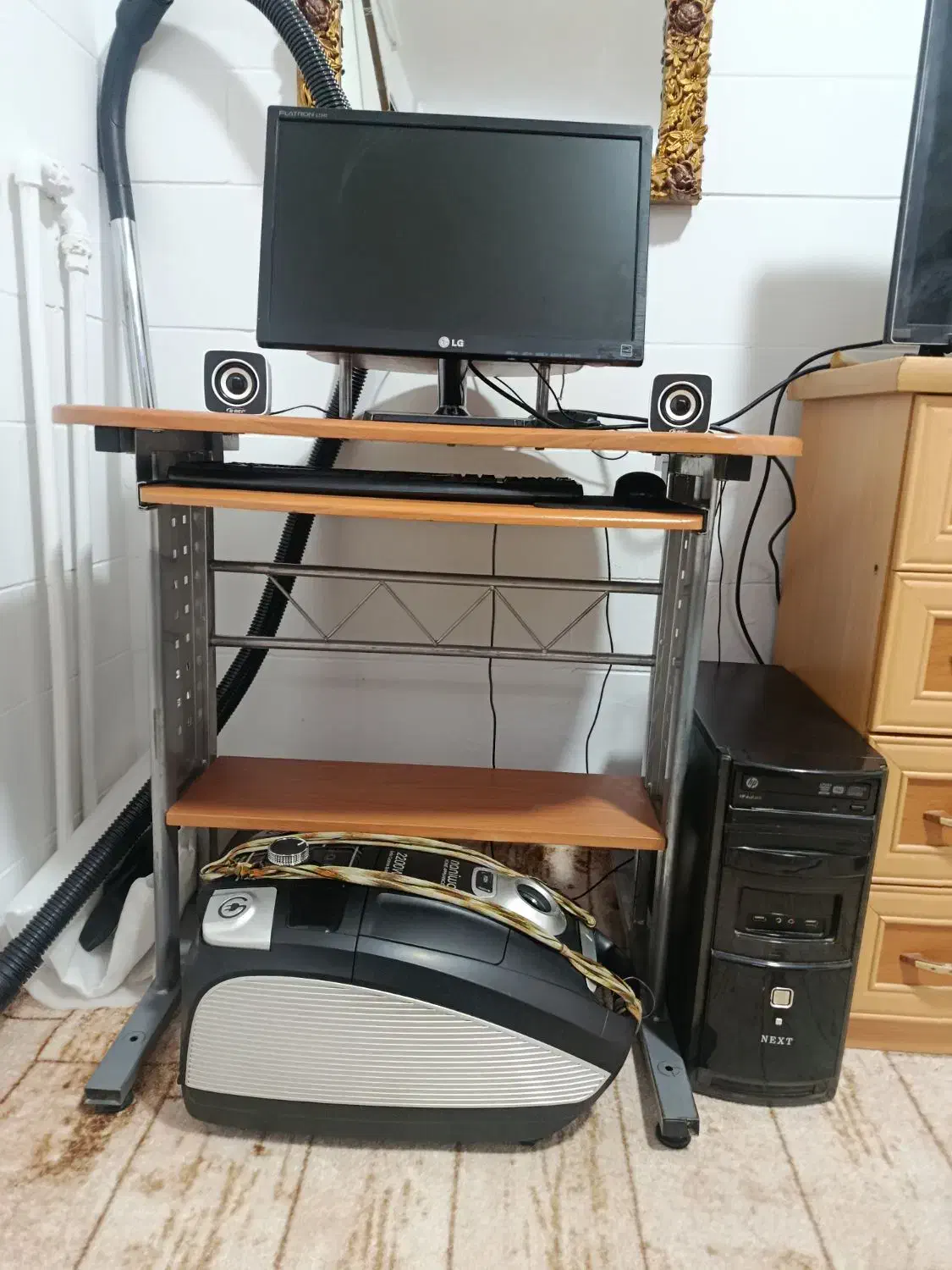 کامپیوتر|رایانه رومیزی|دیواندره, |دیوار