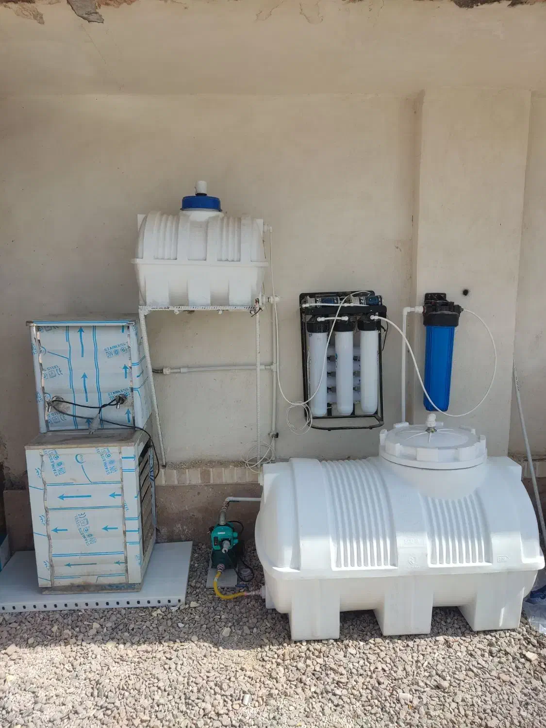 لوله کشی لوله کش نصب تصفیه آب رادیاتورشیرالات وغیر|خدمات پیشه و مهارت|یزد, |دیوار