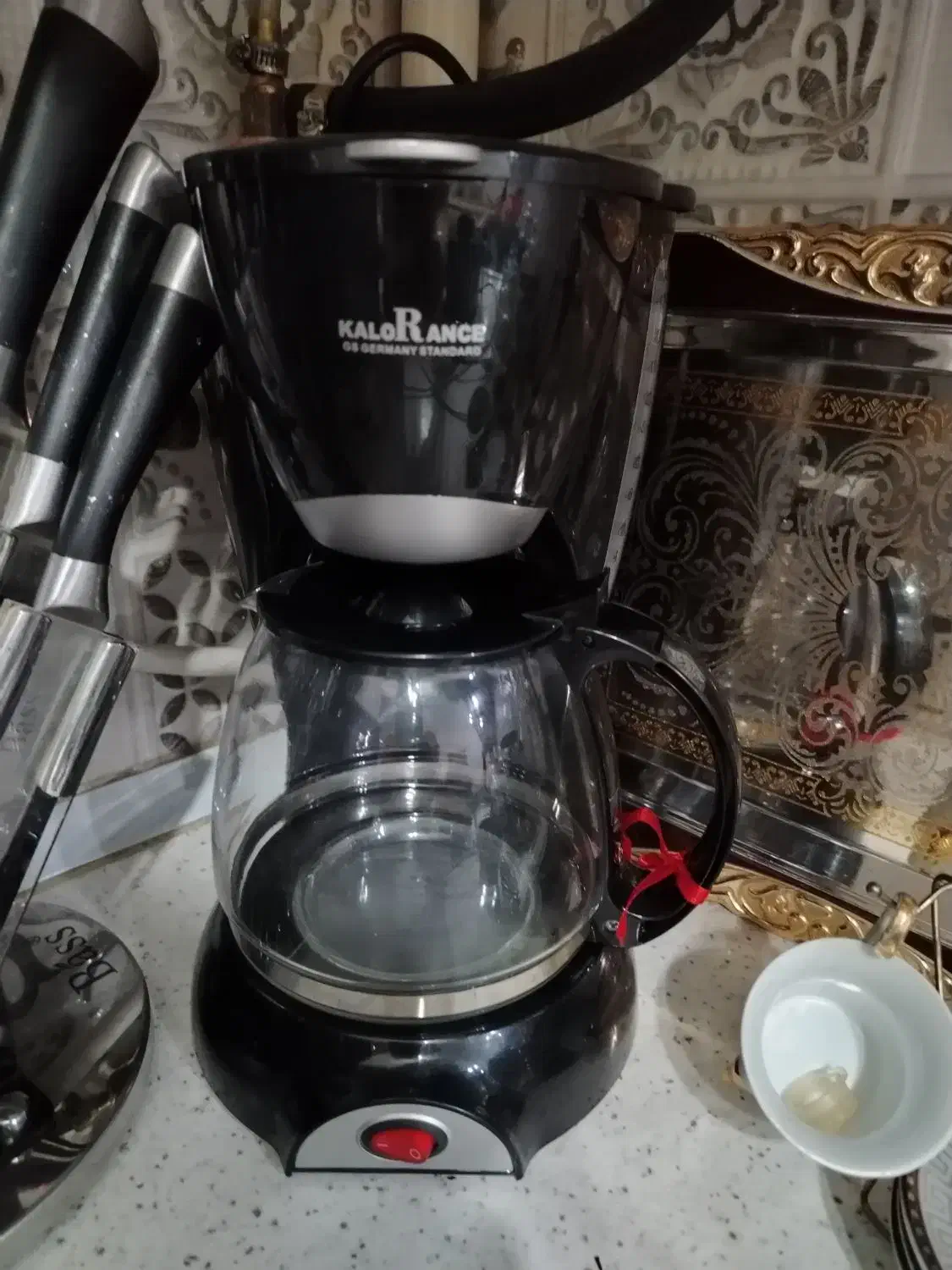 قهوه جوش|سماور، چای‌ساز، قهوه‌ساز|میانه, |دیوار