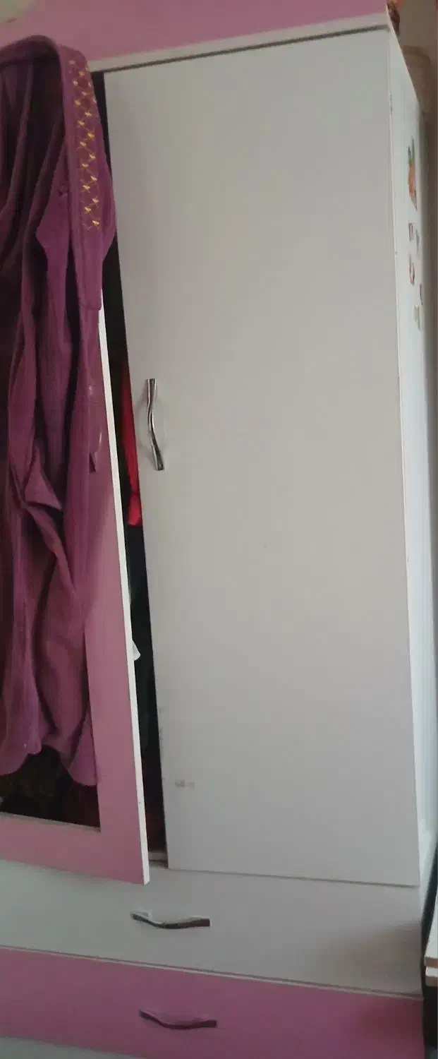 کمدلباسی خوش رنگ و ام دی اف درب اینه ای|جاکفشی، کمد، دراور|یاسوج, |دیوار