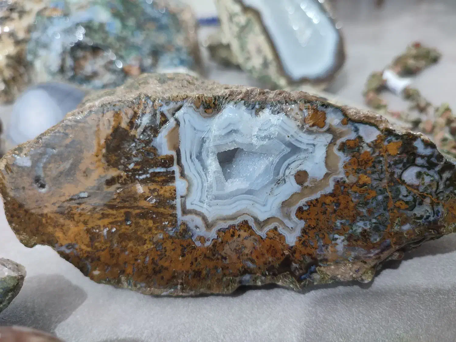 نگین انگشتر|جواهرات|رشت, حمیدیان|دیوار